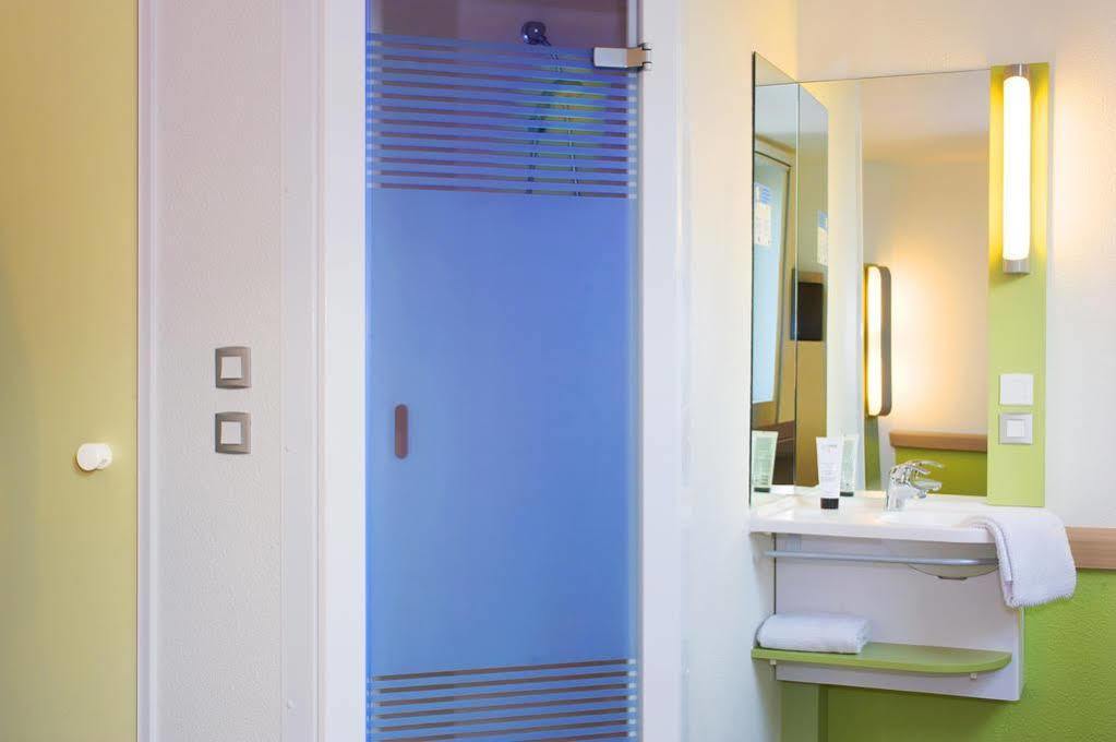 Ibis Budget Chambery Centre Ville Chambéry Exterior foto